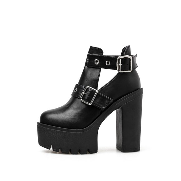 ISO: platform heels with grommets and buckles - Picture 4 of 6